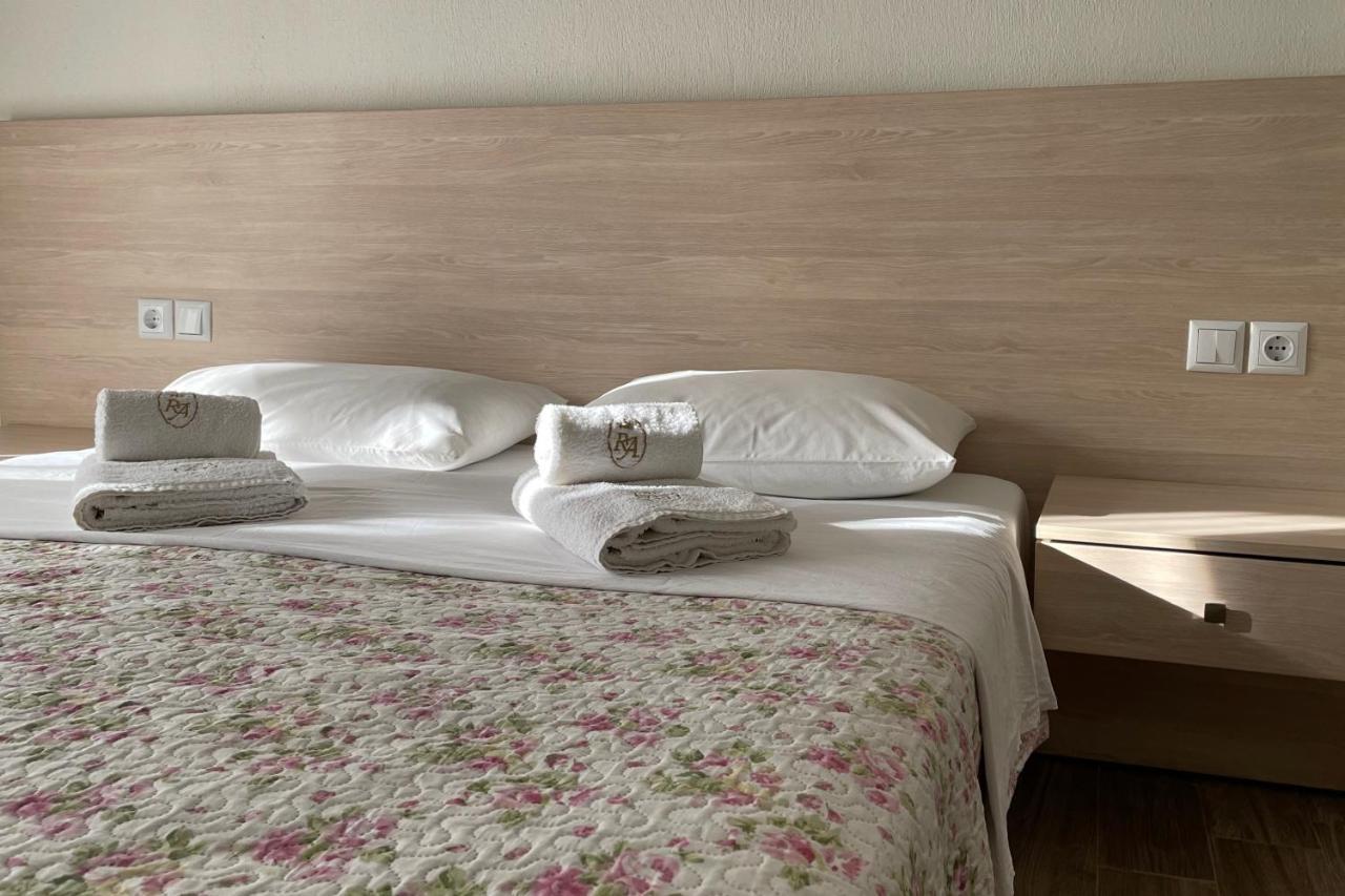 ניקיטי Royals Apartments מראה חיצוני תמונה