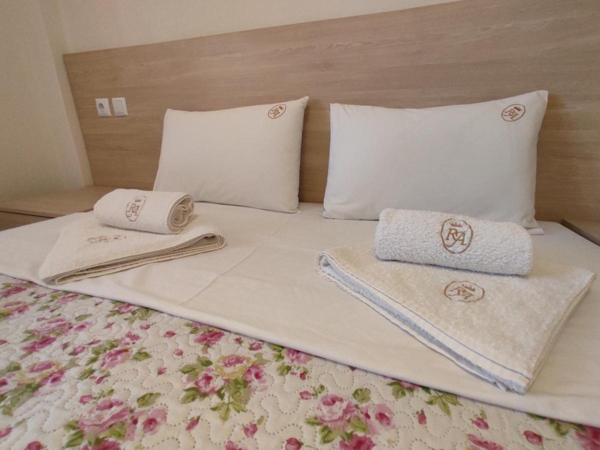 ניקיטי Royals Apartments מראה חיצוני תמונה