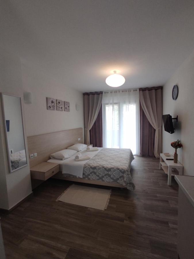 ניקיטי Royals Apartments מראה חיצוני תמונה