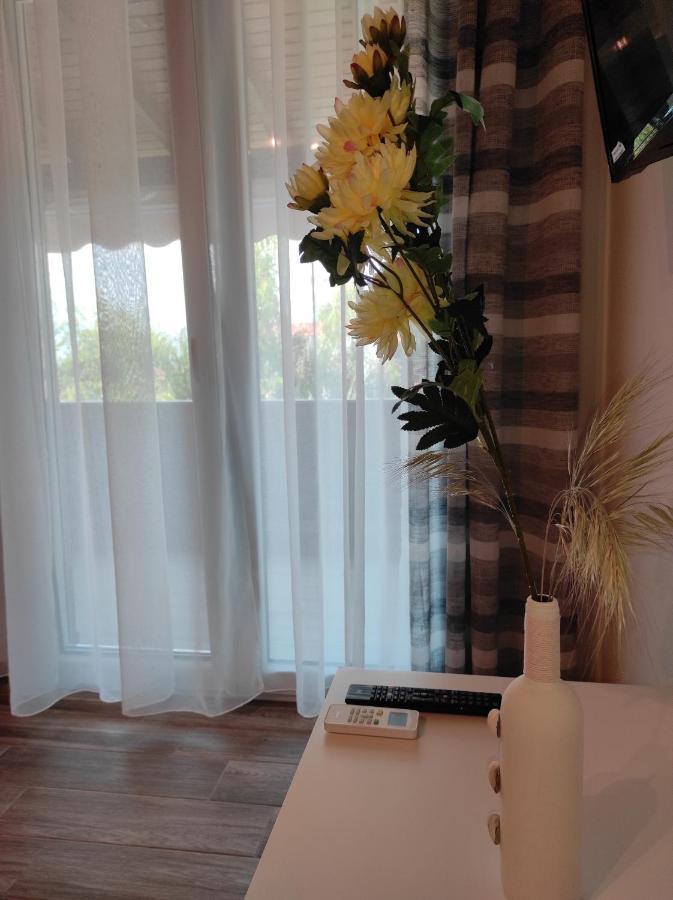 ניקיטי Royals Apartments מראה חיצוני תמונה